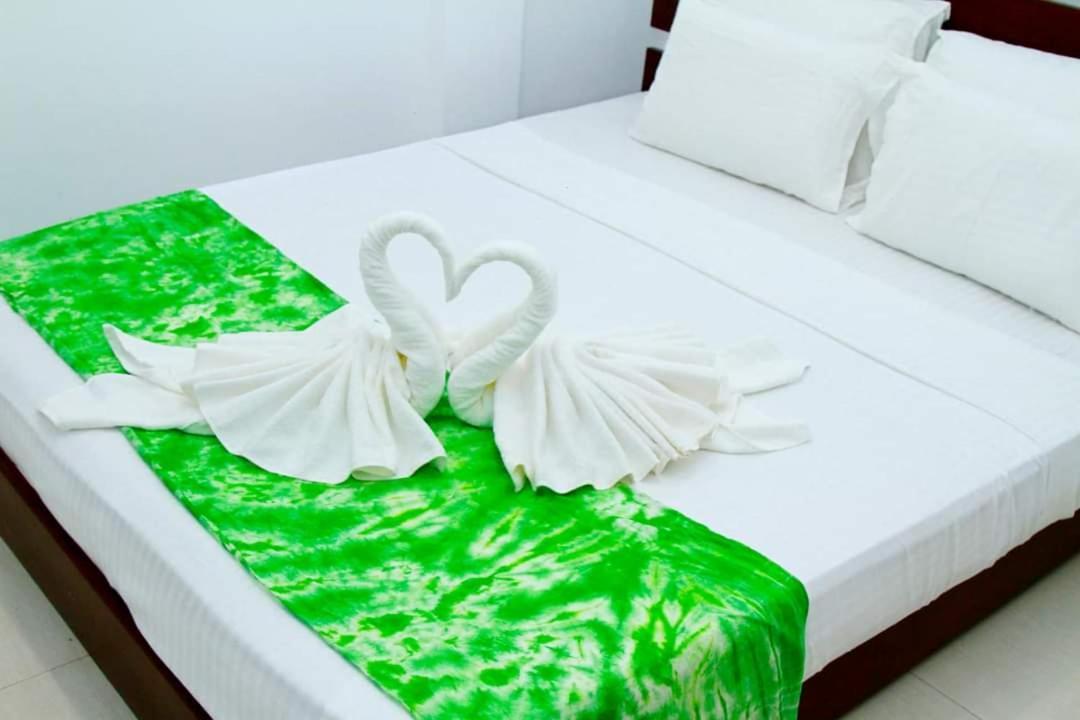 Готель Navodya Guest Мірісса Номер фото